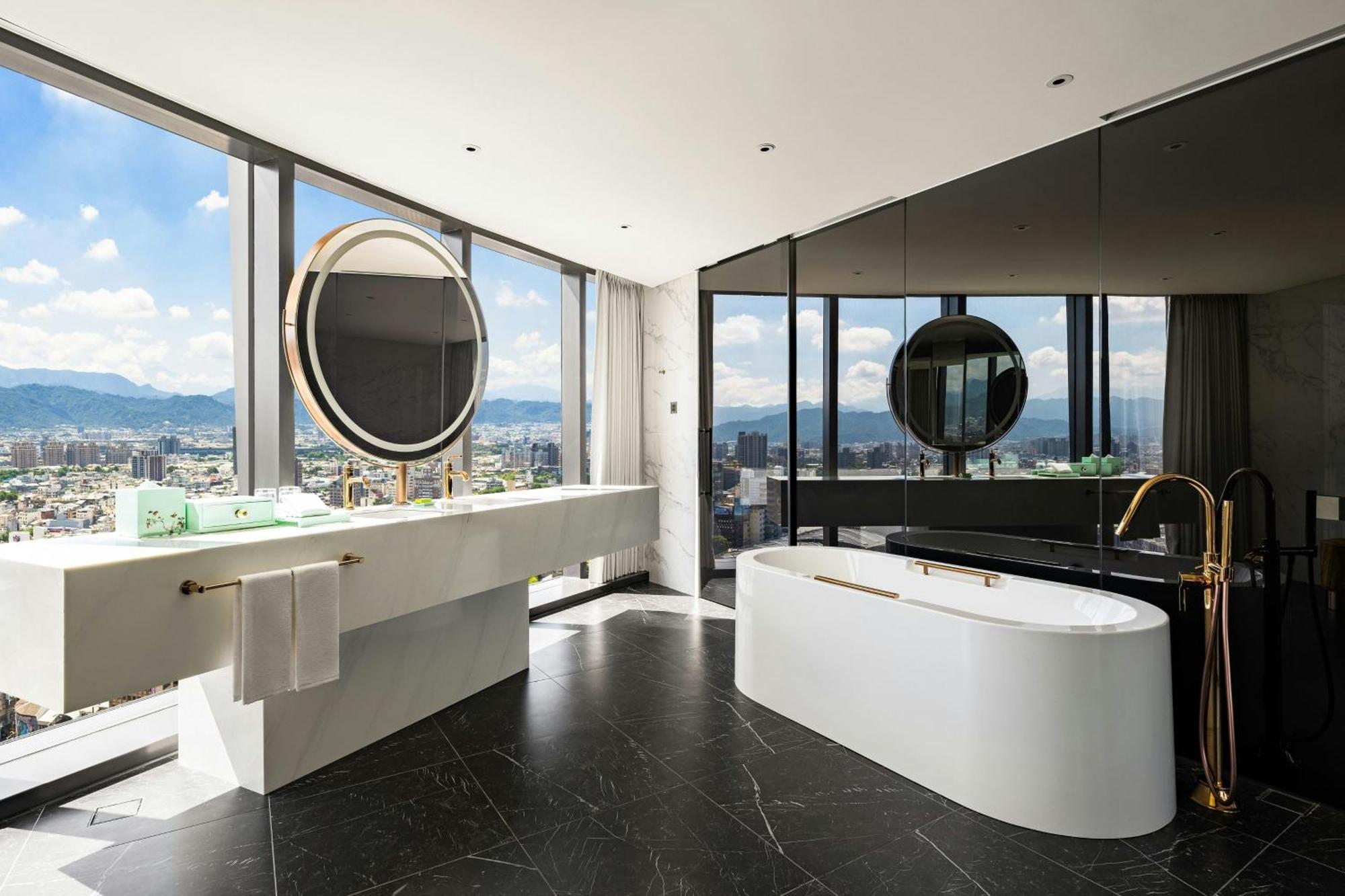 Le Meridien Đài Trung Ngoại thất bức ảnh Bathroom