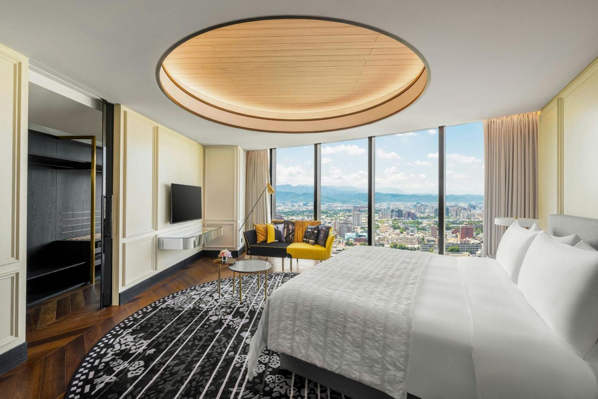 Le Meridien Đài Trung Ngoại thất bức ảnh Deluxe Suite