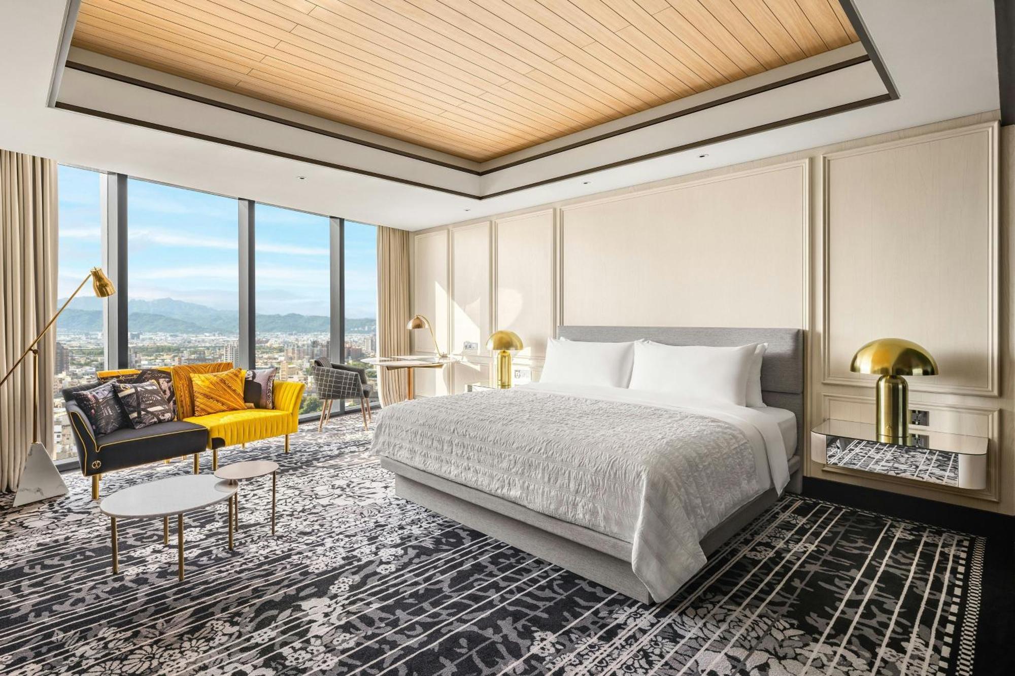 Le Meridien Đài Trung Ngoại thất bức ảnh Deluxe Suite